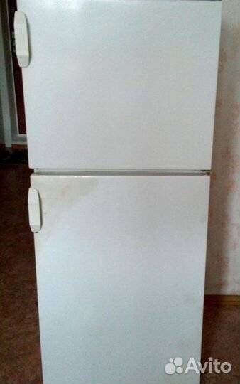 Холодильник Biryusa 2кам 1,45м 255л отличное сост