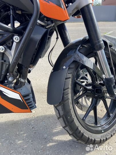 KTM Duke 200