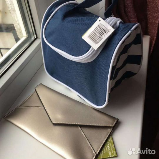 Вместительный нессер-косметичка в морском стиле