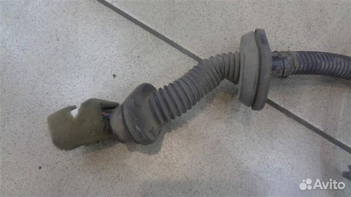 Проводка двери задней правой Nissan Cefiro 3 1998