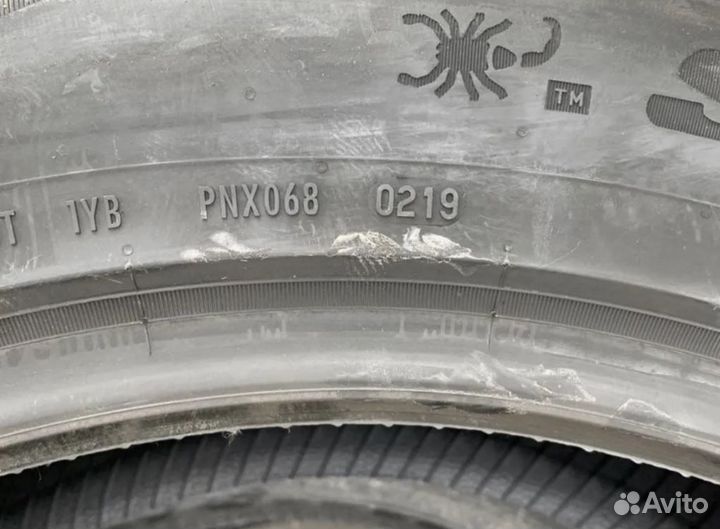 Pirelli Scorpion Ice Zero 2 315/30 R22 107H
