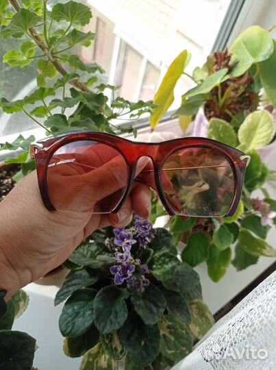 Солнцезащитные очки Женские