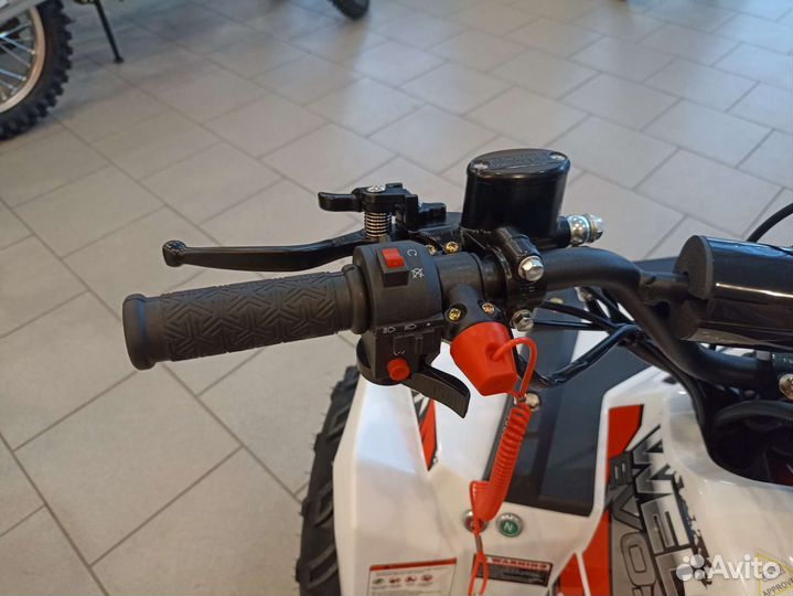 Квадроцикл Wels thunder EVO.M (Белый-красный)