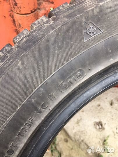 Hankook Winter I'Pike 235/55 R17 103T