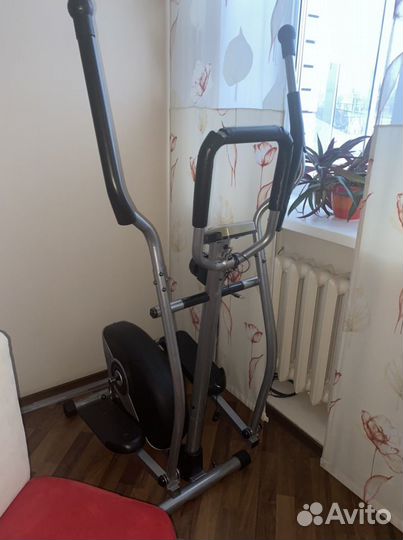 Эллиптический тренажер