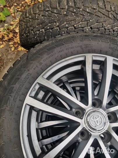 Nokian Tyres Hakkapeliitta 7 SUV 225/65 R17 106T