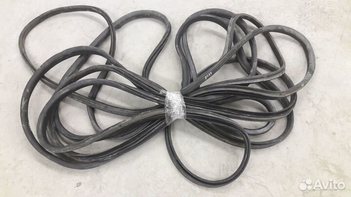 Skoda Fabia 2 - уплотнители дверных проемов (к-т)