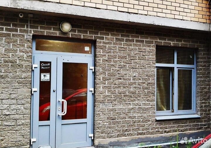 Пластиковые двери