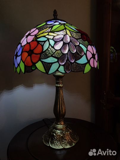Лампа настольная в стиле Тиффани