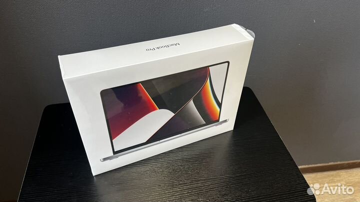 Macbook pro 14 новый ростест