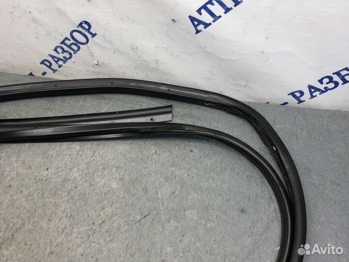 Зад лев уплотнитель двери Nissan G15