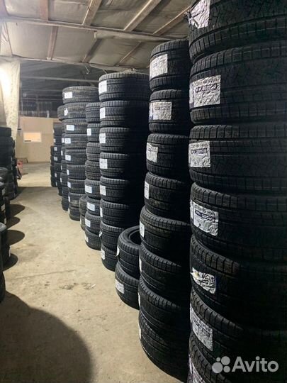 Arivo Transito ARZ 6-C 215/65 R15C