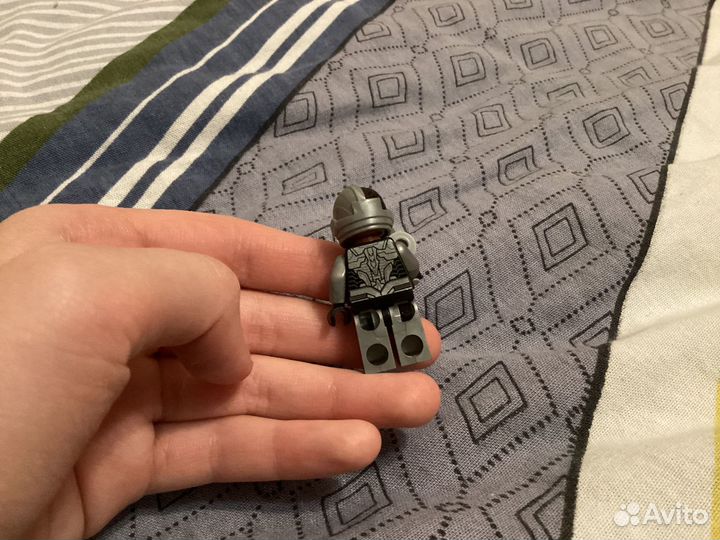 Lego минифигурка киборг оригинал