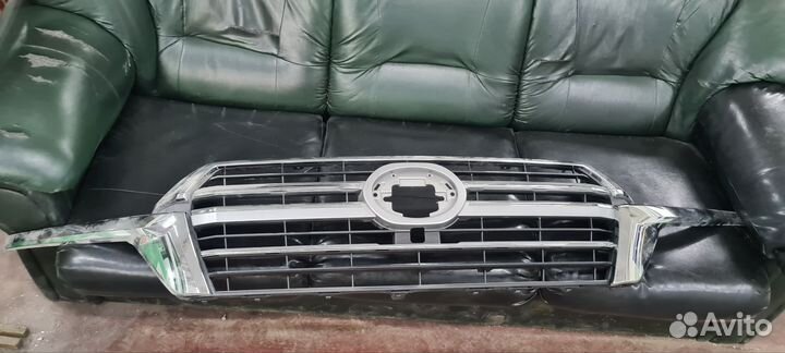 Запчасти на тойота LC 200