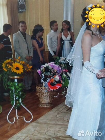 Свадебное платье