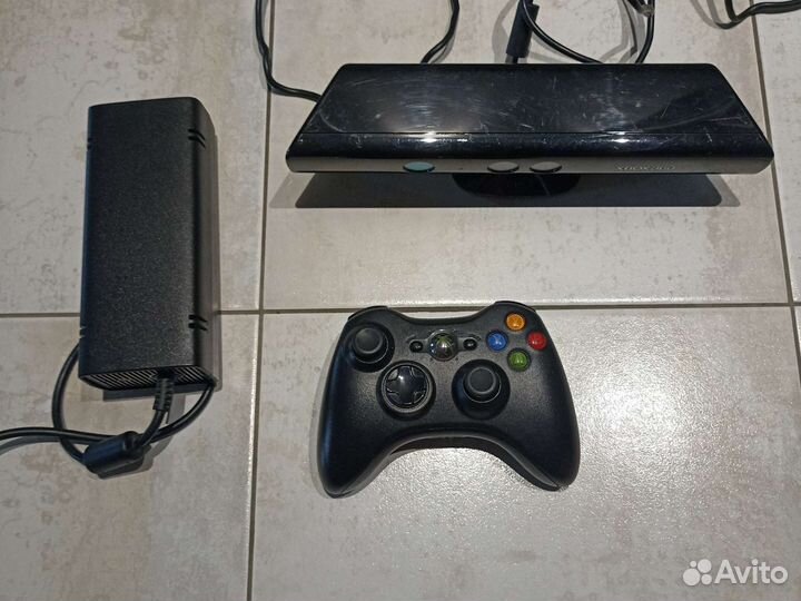 Xbox 360 с кинектом
