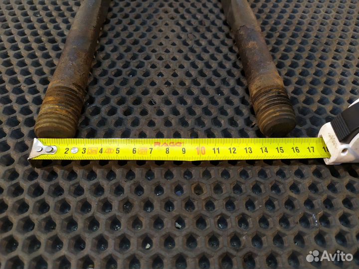 Стремянка рессоры задней