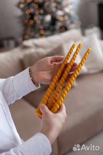 Свеча из пчелиного воска 