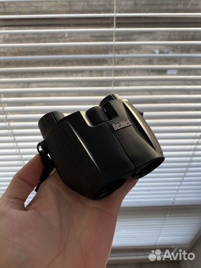 Бинокль Bushnell 10x25
