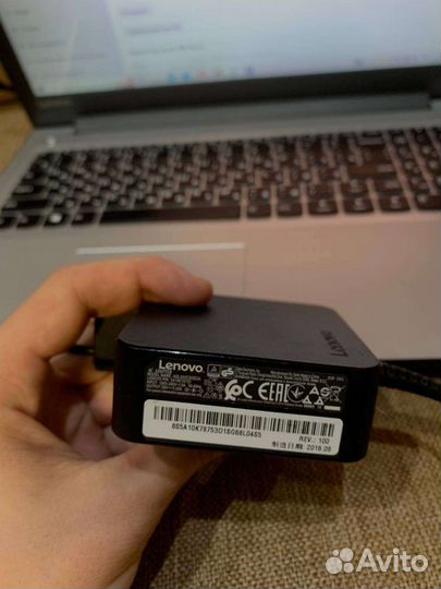 Ноутбук Lenovo