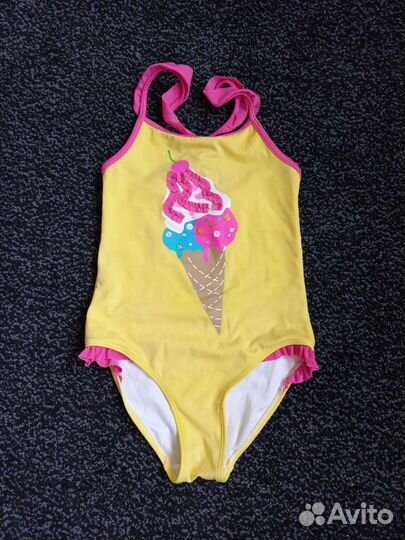 Купальники для девочки, три штуки
