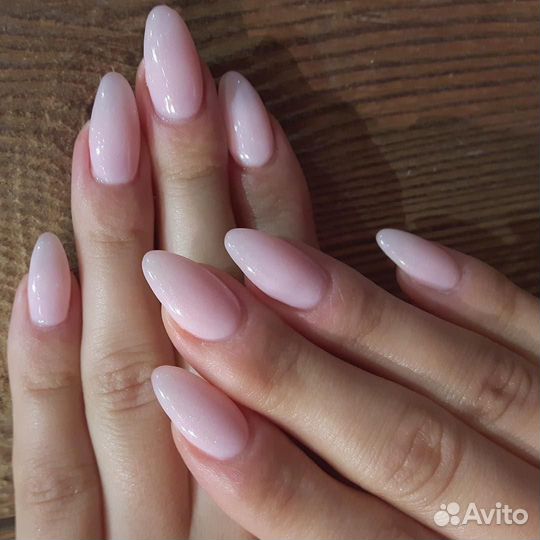 Мастер маникюра и педикюра