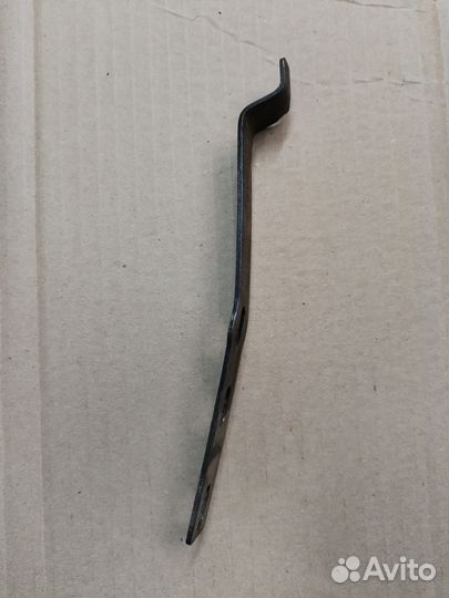 Фиксатор подножки мопед 13 Рига