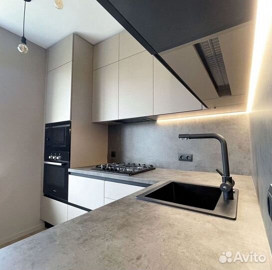 Кухонный гарнитур на заказ. Гapaнития дo 10 лeт