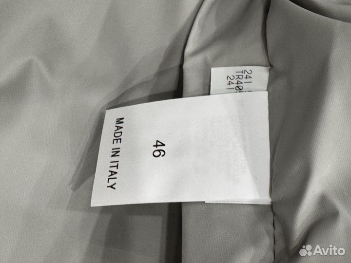 Жилет Brunello Cucinelli 46