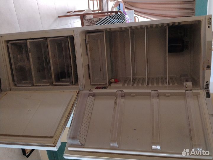 Холодильник на запчасти