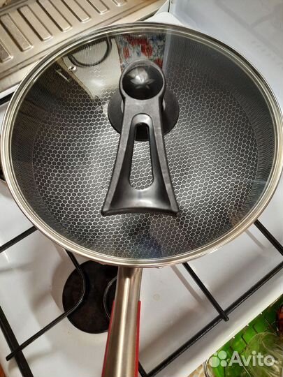 Сковорода Вок