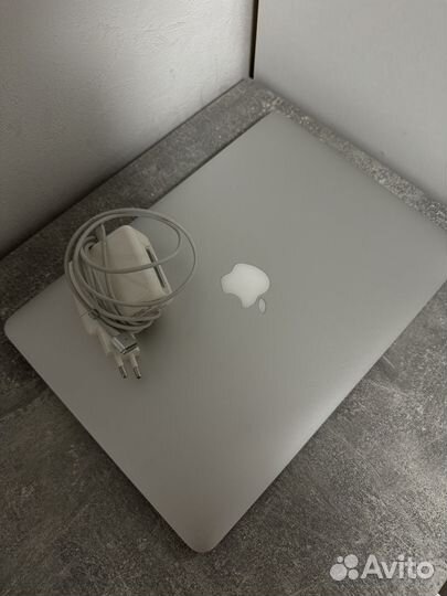 Apple macbook air 13 2015