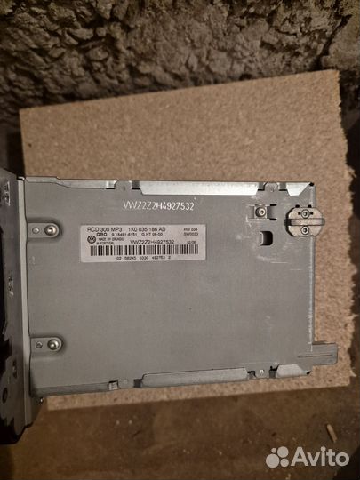 Продам магнитолу на volkswagen