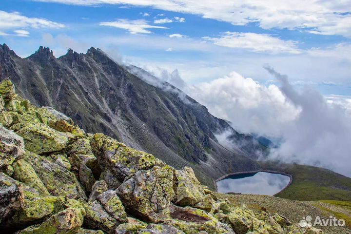 Пик Улябор, озеро Серебряное