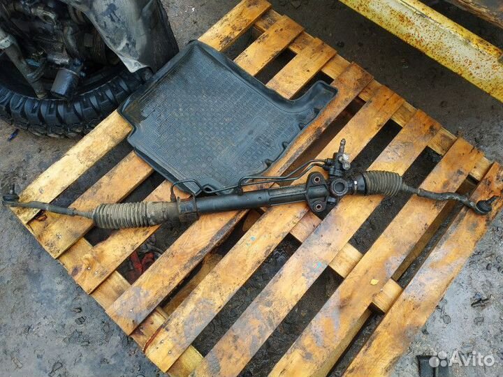 Рейка рулевая Mitsubishi Pajero