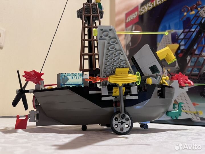 Lego System 6493 Flying Time Vessel (Time Cruiser)