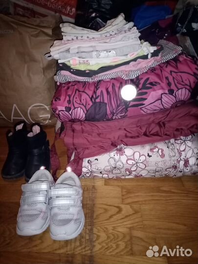 Одежда и обувь пакетом для девочки 98-104