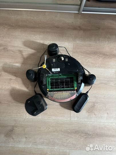 Робот пылесос Irobot Roomba 587