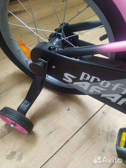 Детский трехколесный велосипед