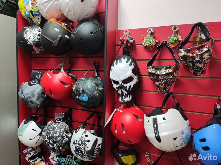 Защитный шлем(лыжи, сноуборд, велосипед)