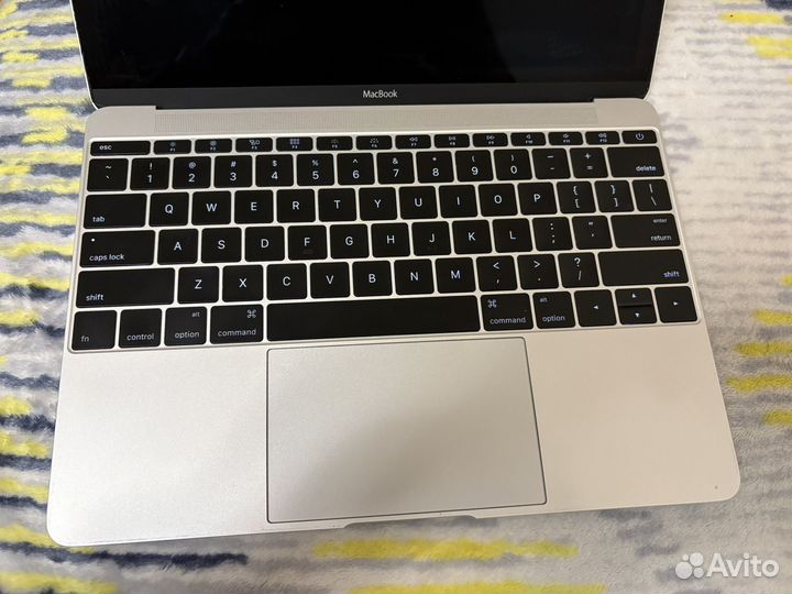 Macbook