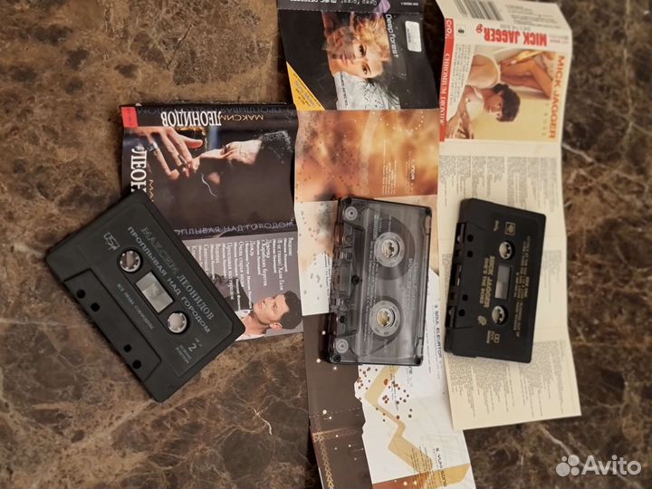 Мик Джаггер, DeepForest и М.Леонидов на кассетах