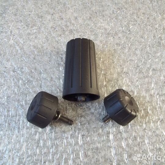 Офисное кресло, комплект винтов