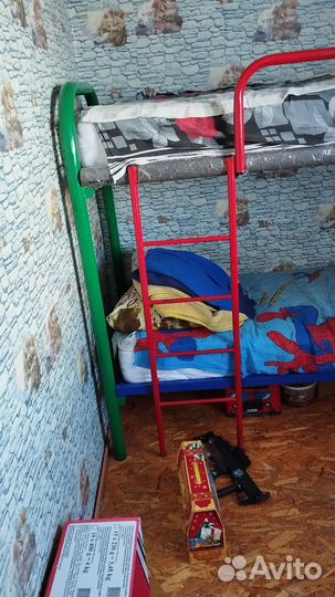 Двухярусная кровать