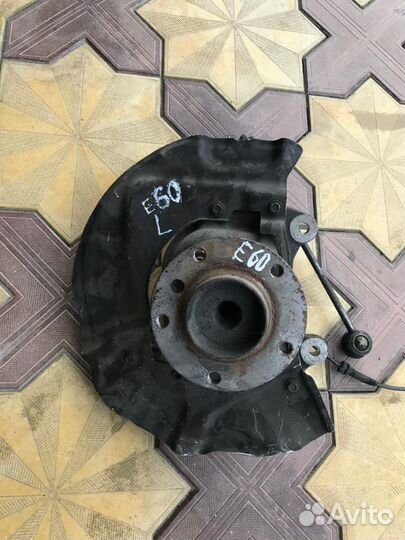 Поворотный кулак Бмв E60