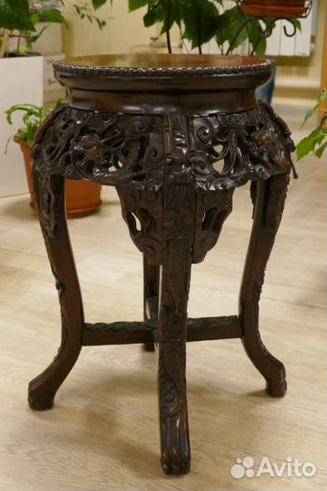 Резной табурет. Китай. Дерево. Ручная работа