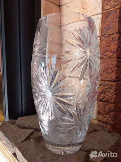 Хрустальная ваза