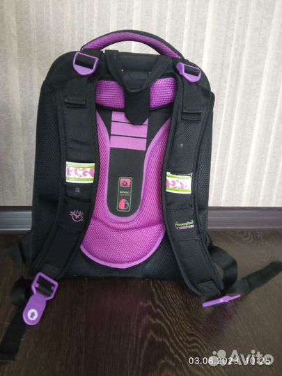 Рюкзак школьный Hummingbird