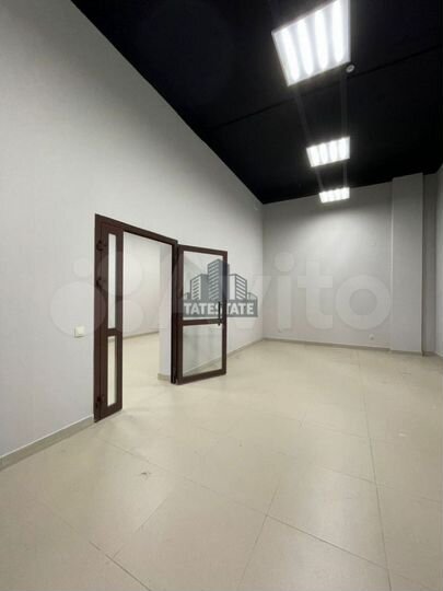 Помещение свободного назначения 70 кв.м. с отдельн