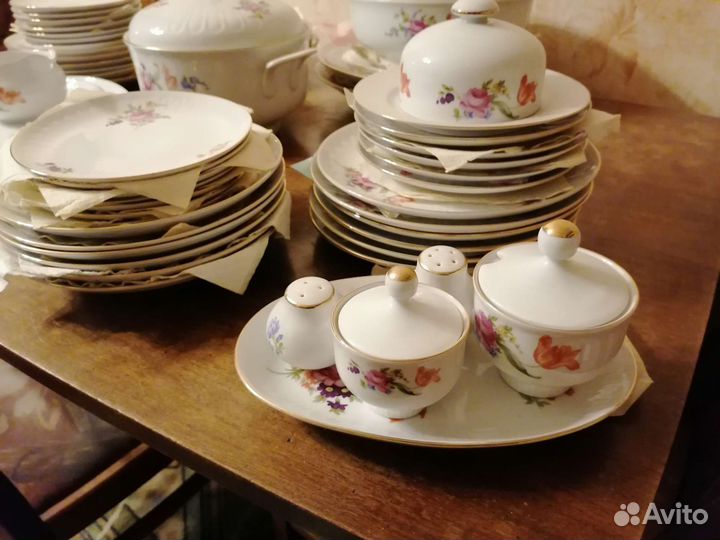 Столовый сервиз на 12 персон гдр